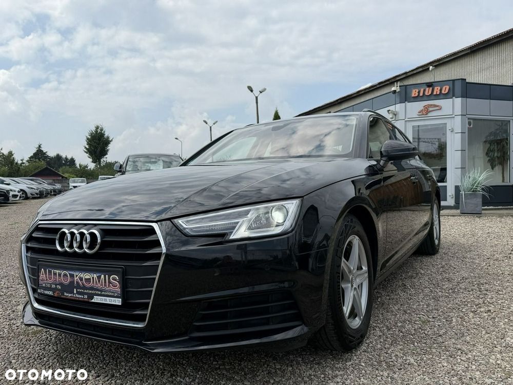 Audi A4 Avant 2.0 TDI ultra design - 32