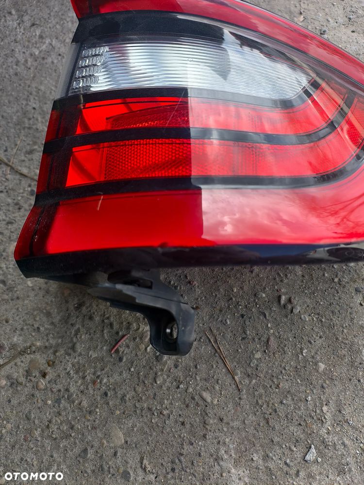 Lampa prawy tył Dodge Durango - 1