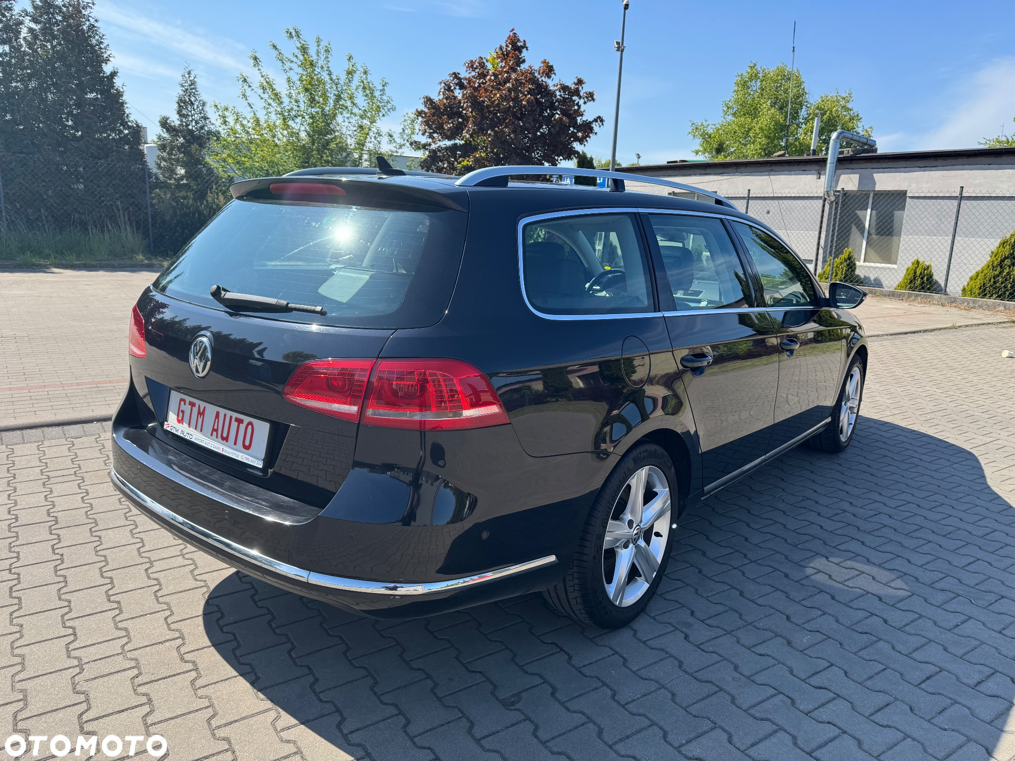 Volkswagen Passat Variant 2.0 TDI DSG BlueMotion Technology Highline - 15