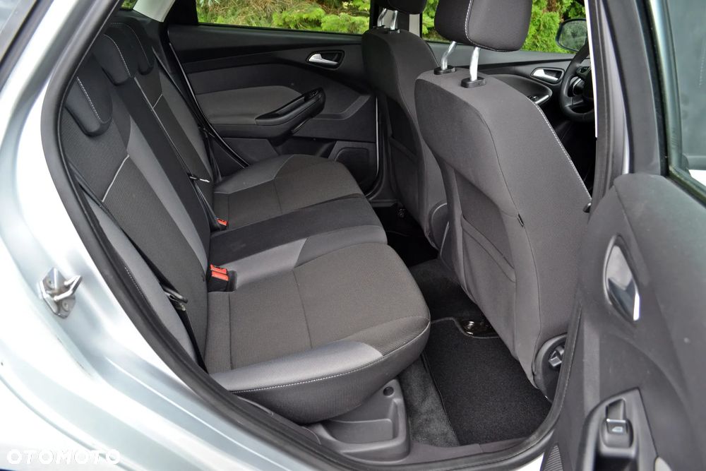 Ford Focus - 28