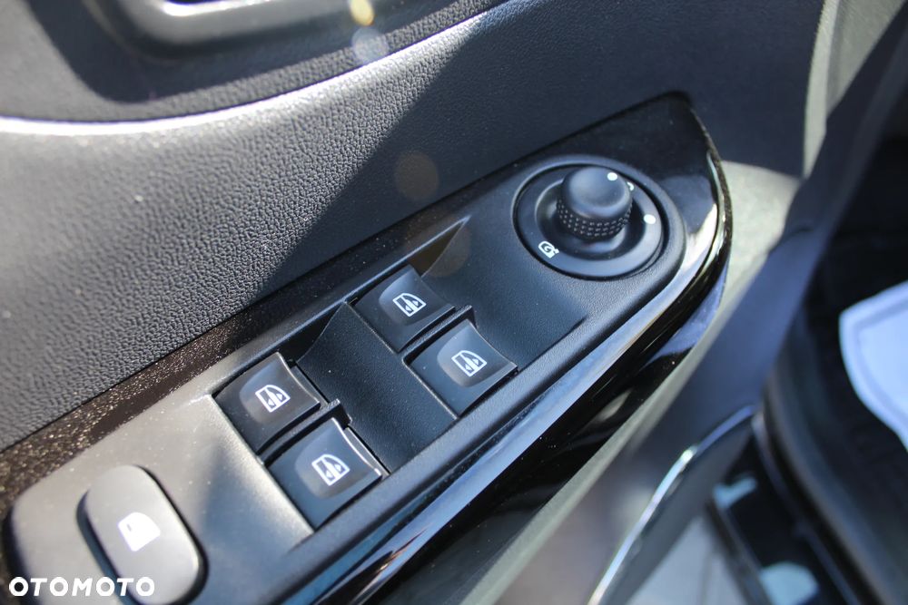 Renault Captur ENERGY TCe 120 EDC Intens - 16