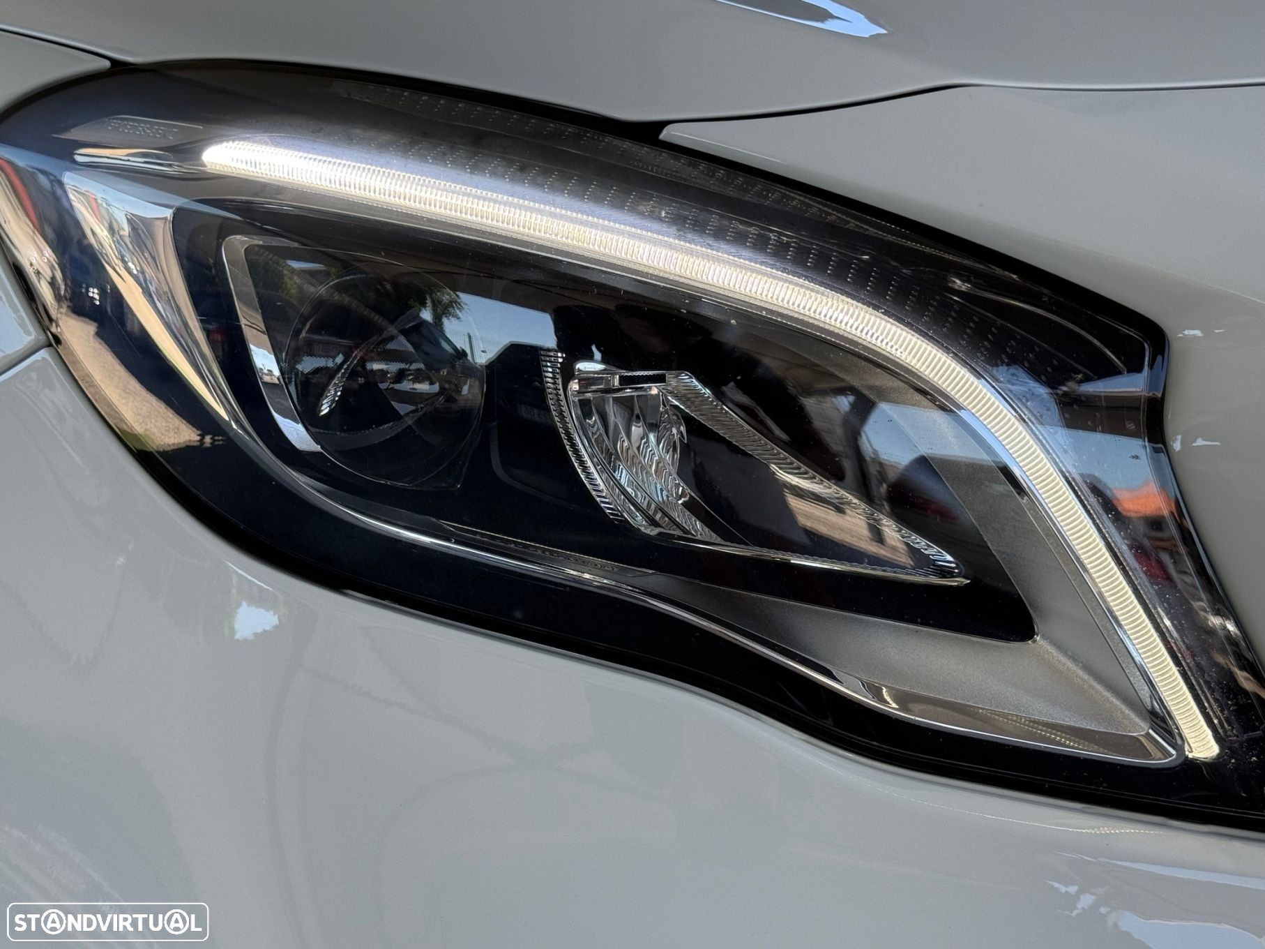 Mercedes-Benz GLA 220 d AMG Line - 41