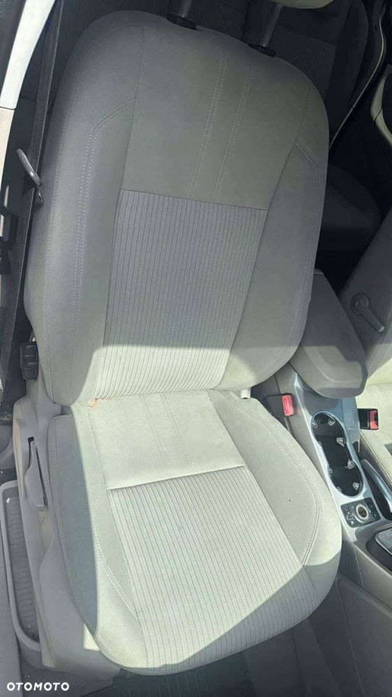 fotele 1 i 2 rząd ford grand c-max 2013r - 2