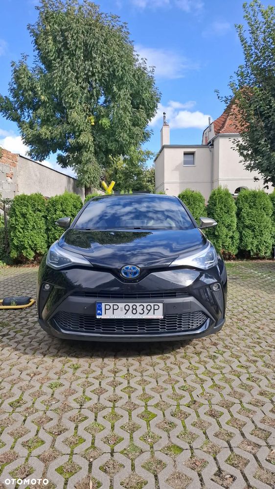 Toyota C-HR 2.0 Hybrid Executive - 1