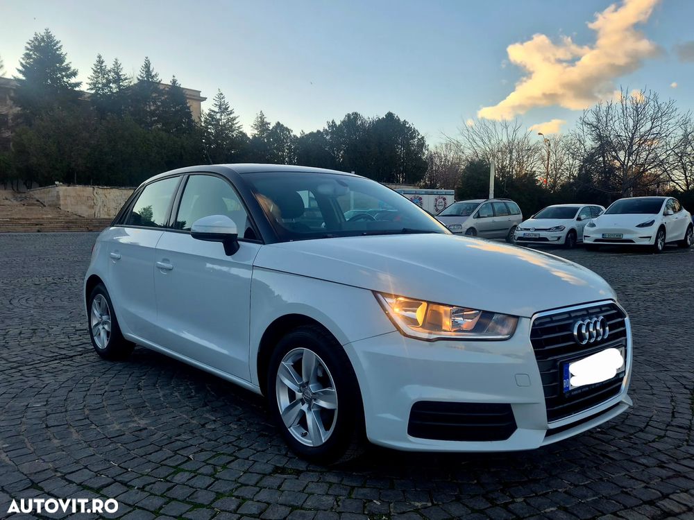 Audi A1 Sportback 1.0 TFSI S tronic - 1