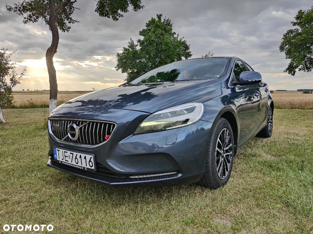 Volvo V40 - 8