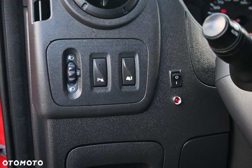 Renault Master - 25