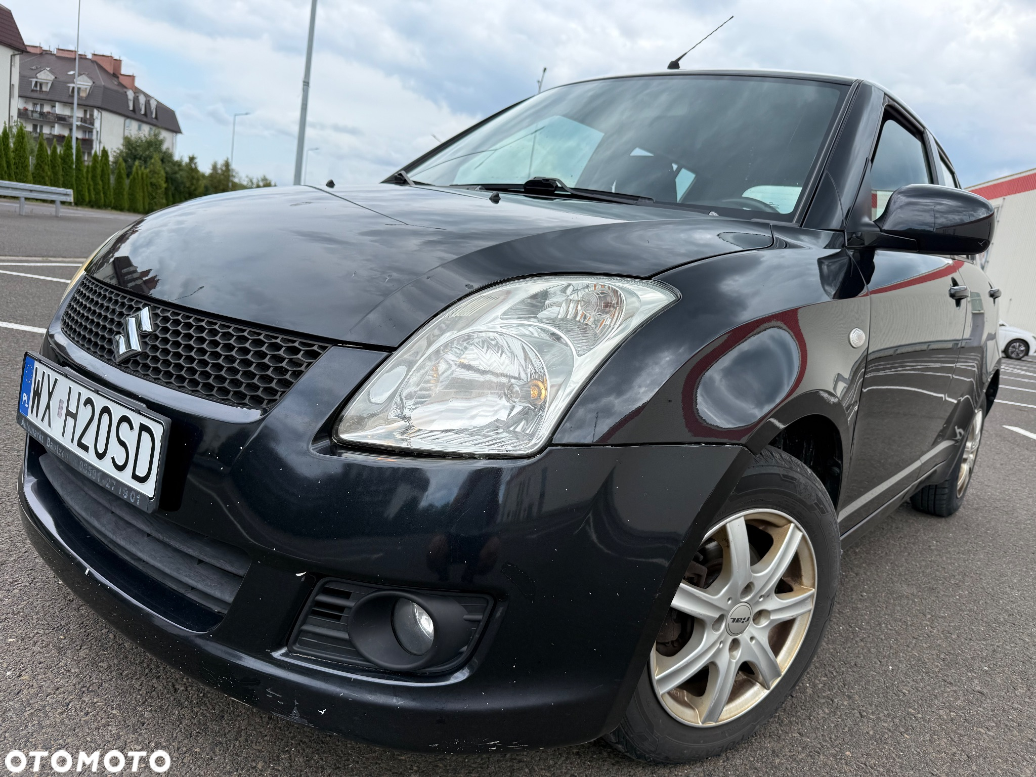 Suzuki Swift 1.3 DDiS 16v GLX DPF - 4