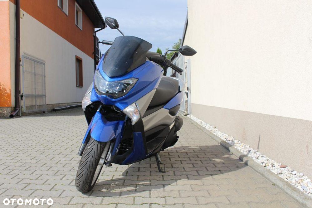 Yamaha NMAX - 4