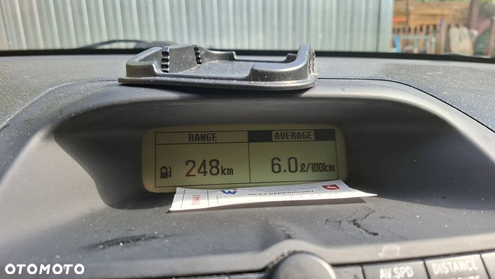 Toyota Avensis 1.8 VVT-i Sol - 15