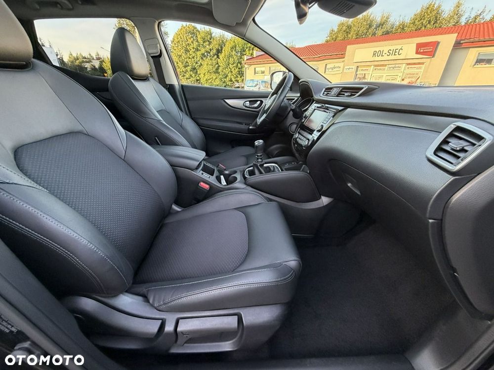 Nissan Qashqai 1.3 DIG-T Tekna - 36