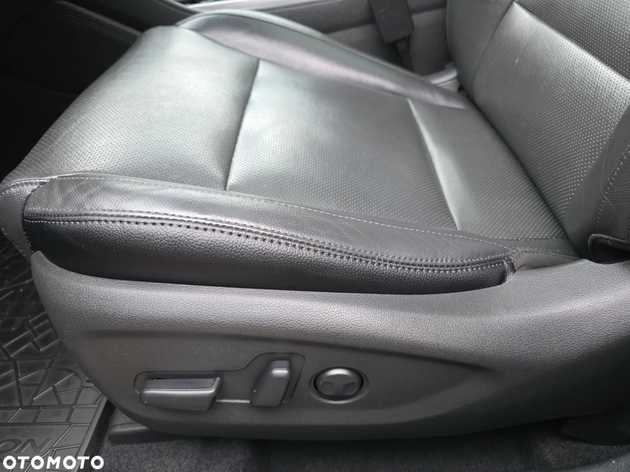 Hyundai Tucson 1.7 CRDI BlueDrive Premium 2WD DCT - 30