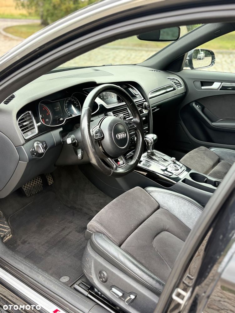 Audi A4 Avant 3.0 TDI Quattro S tronic - 7