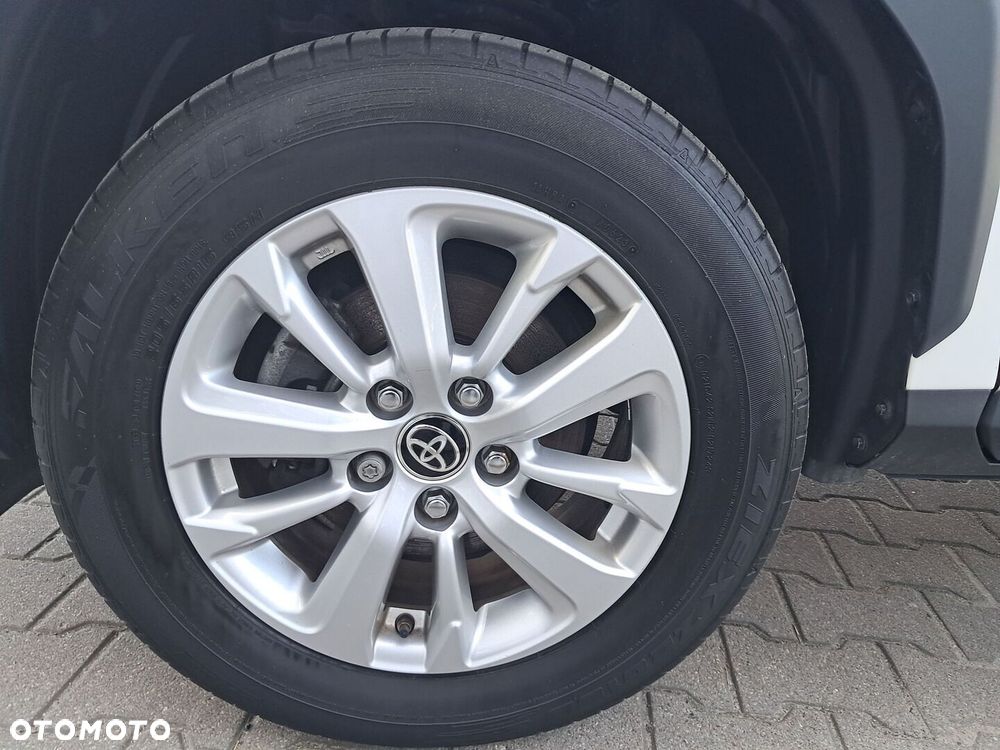 Toyota Yaris Cross Hybrid 1.5 Comfort 4x4 - 23