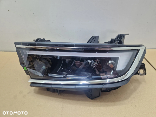 OPEL ASTRA 6 VI L 22-25 FULL LED LAMPA PRZÓD PRZEDNIA LEWA 9850326980