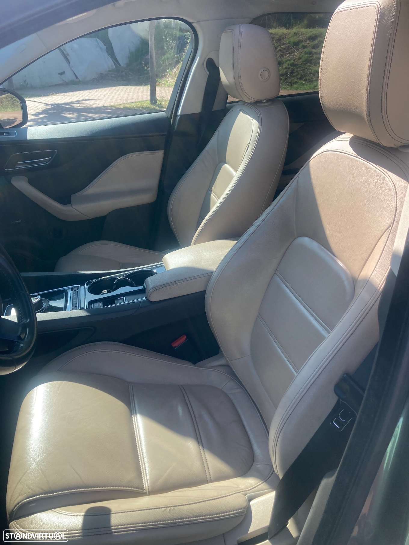Jaguar F-Pace 2.0 i4D Portfolio AWD Aut. - 9