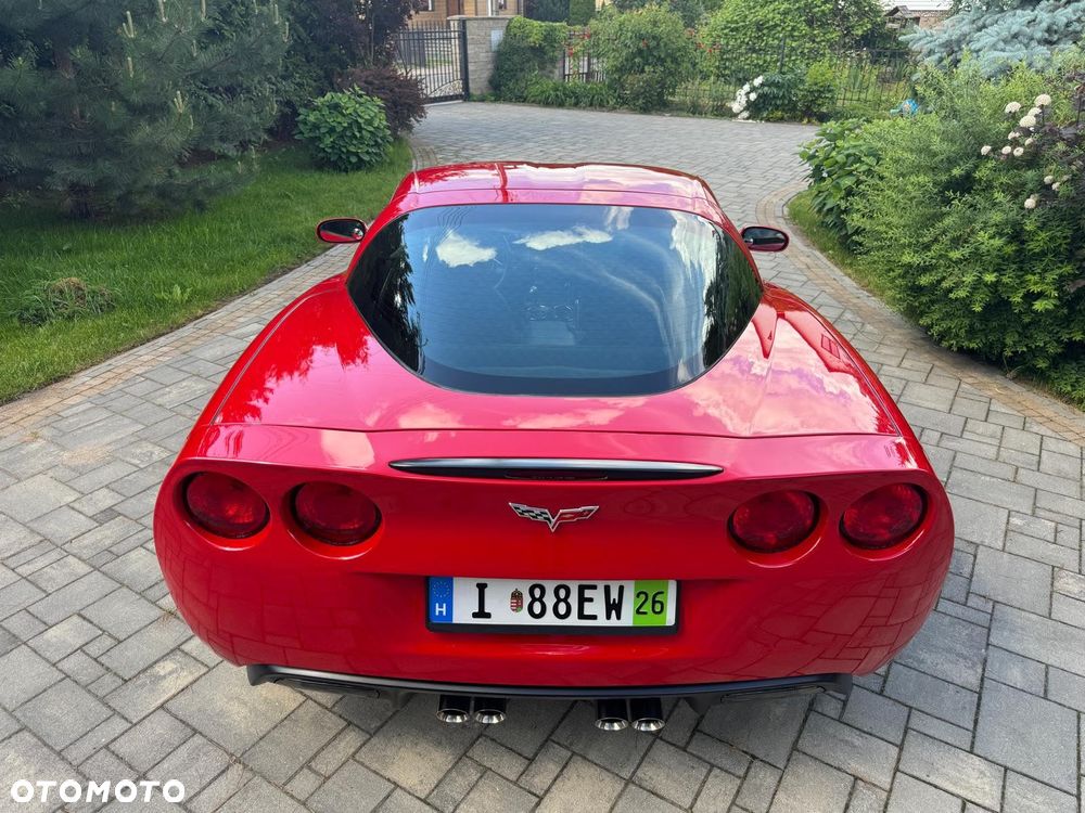 Chevrolet Corvette - 8