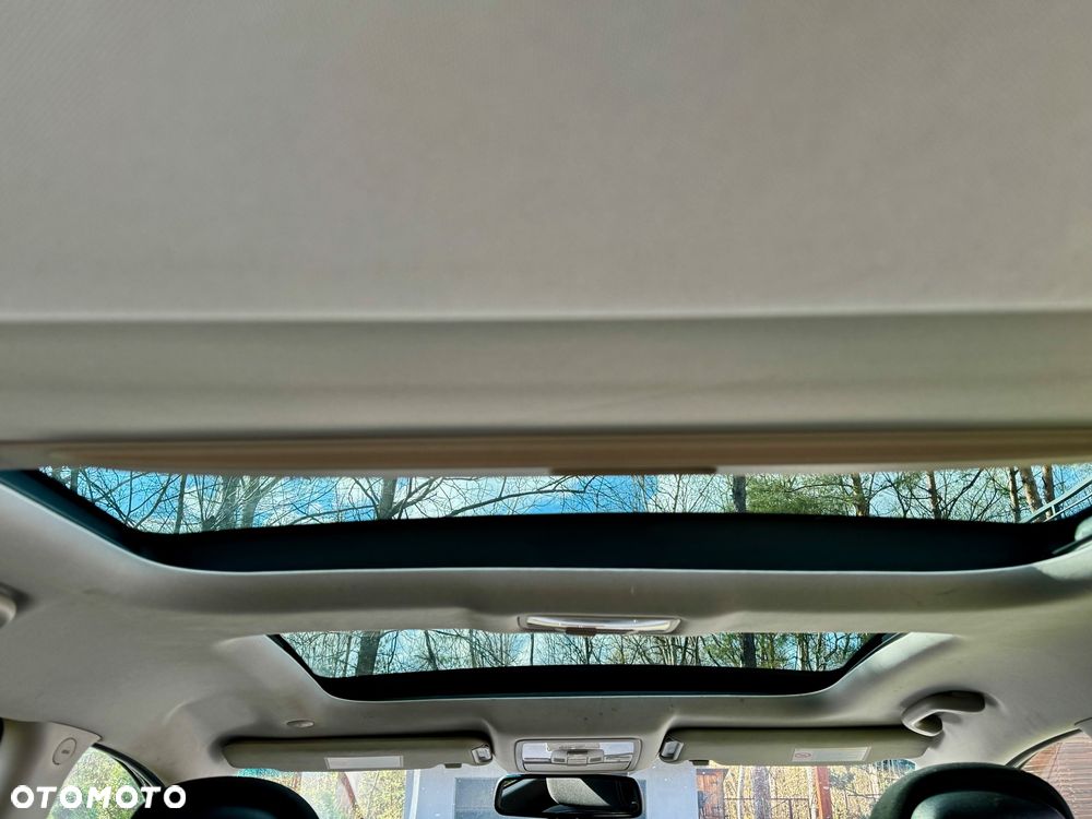 Kia Sportage 2.0 CRDI AWD Fifa World Cup Edition - 11