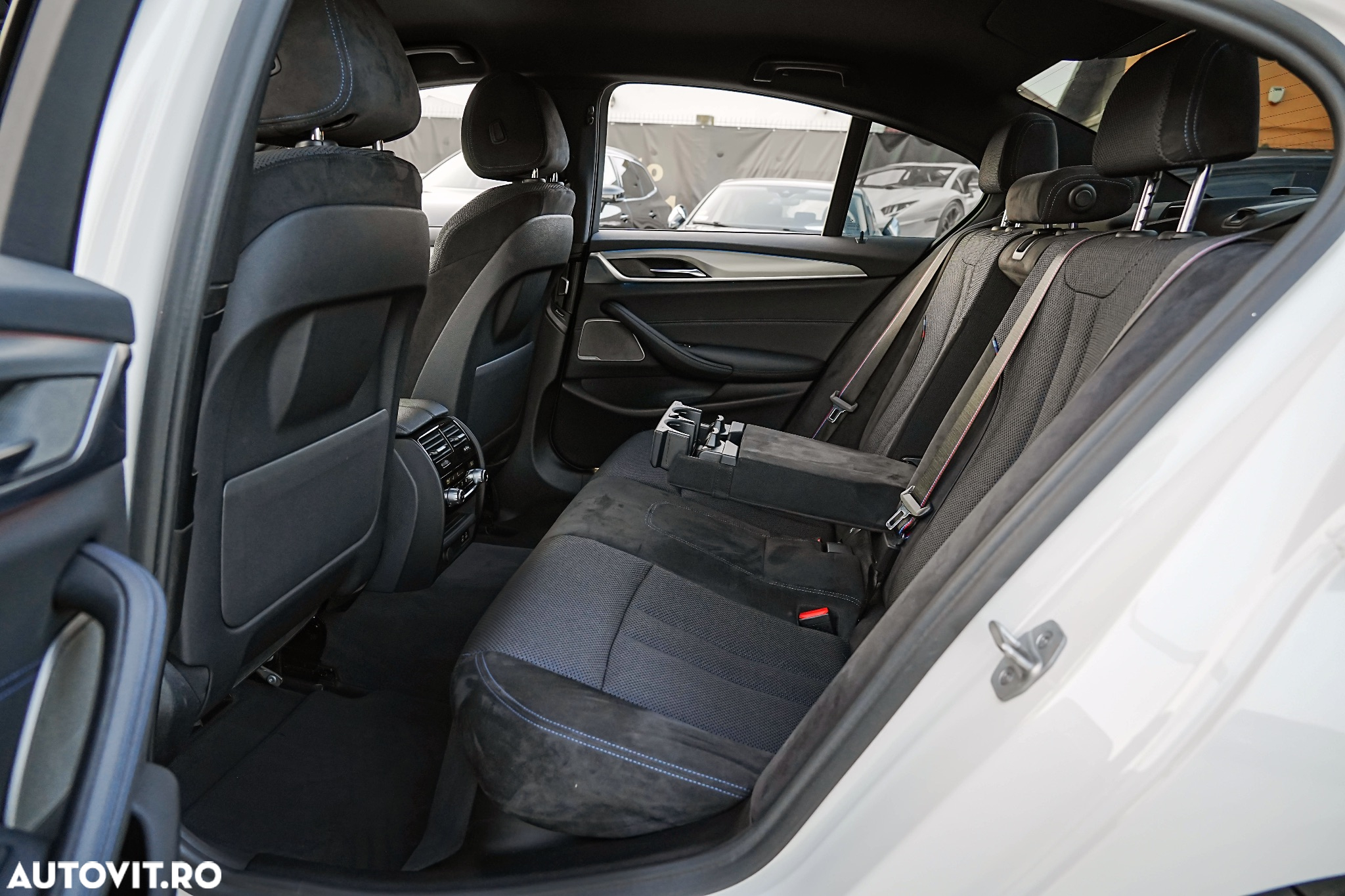 BMW Seria 5 545e xDrive Aut. - 26
