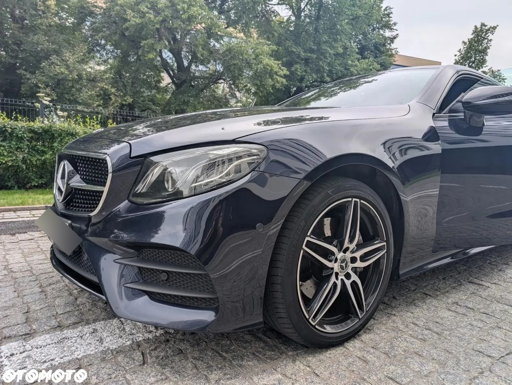 Mercedes-Benz Klasa E 220 d Coupe 4-Matic 9G-TRONIC - 9
