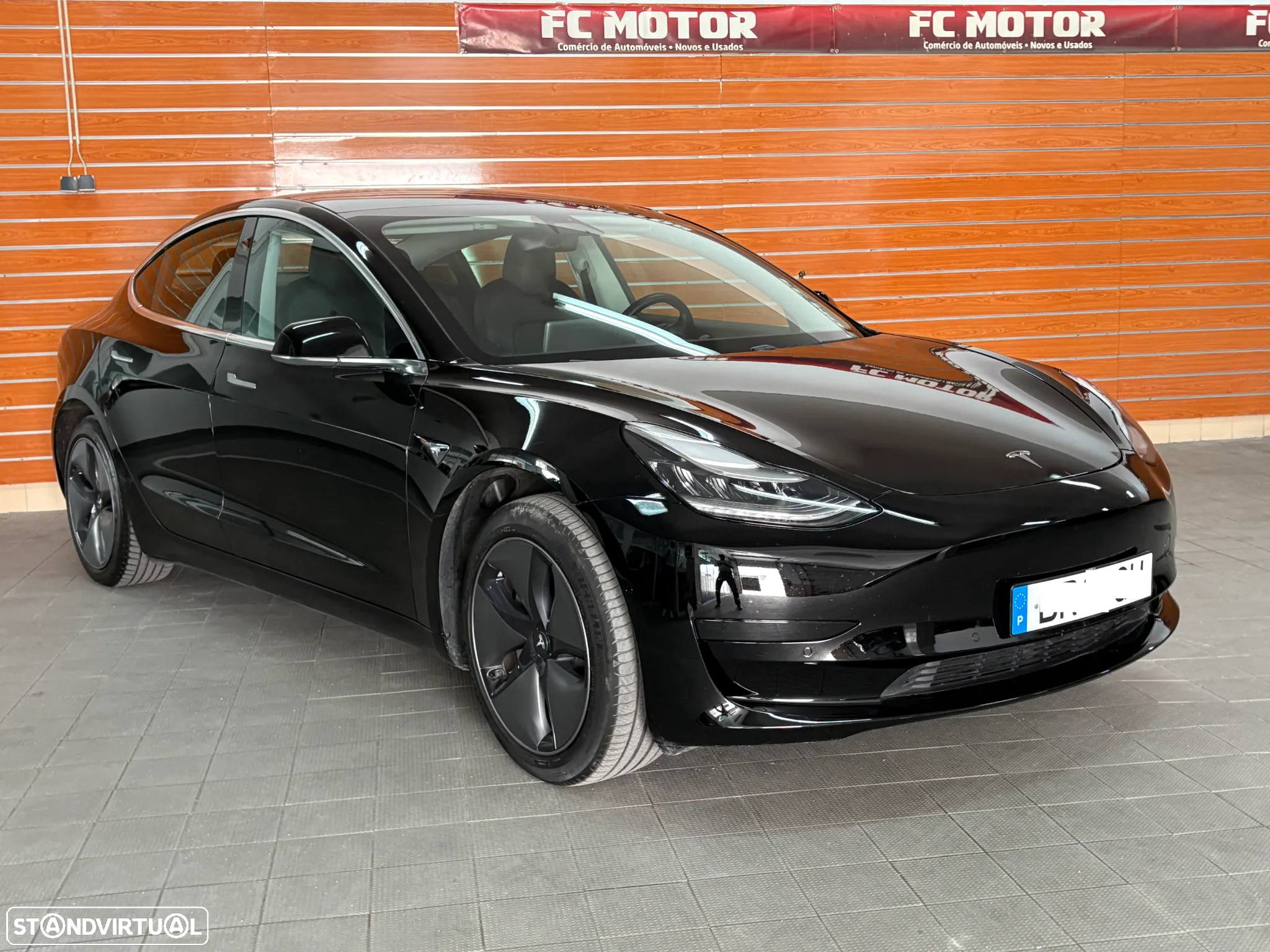 Tesla Model 3 Standard Range Plus RWD - 2