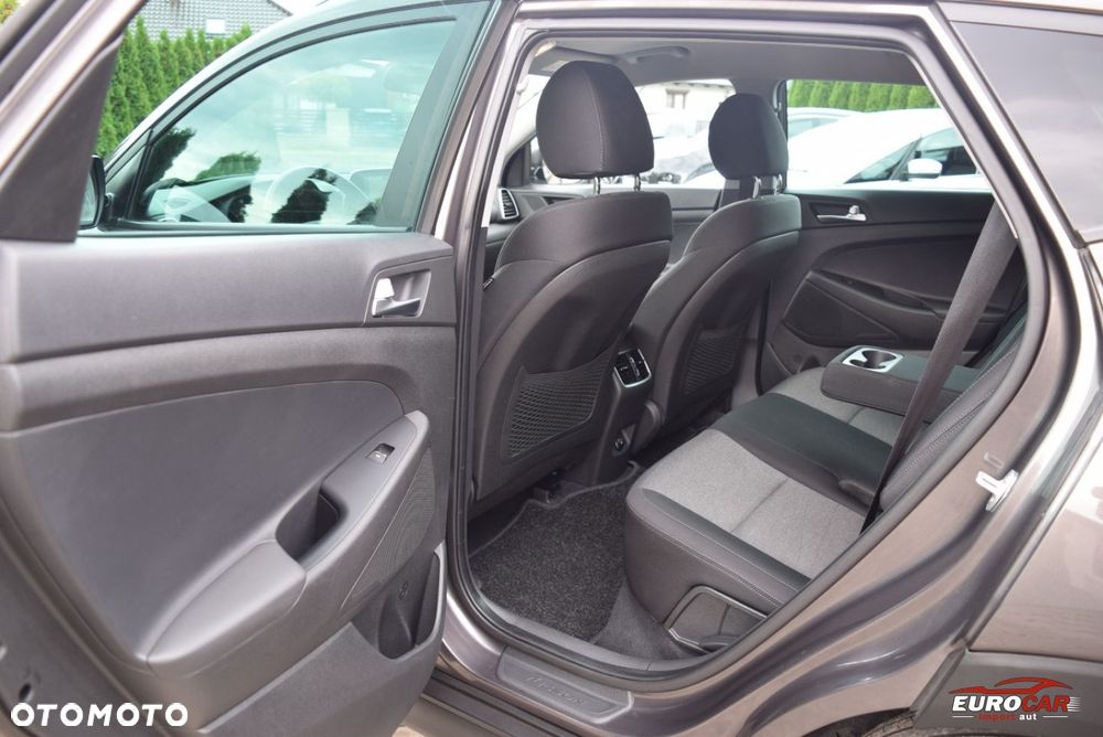 Hyundai Tucson 1.6 GDi 2WD Pure - 18