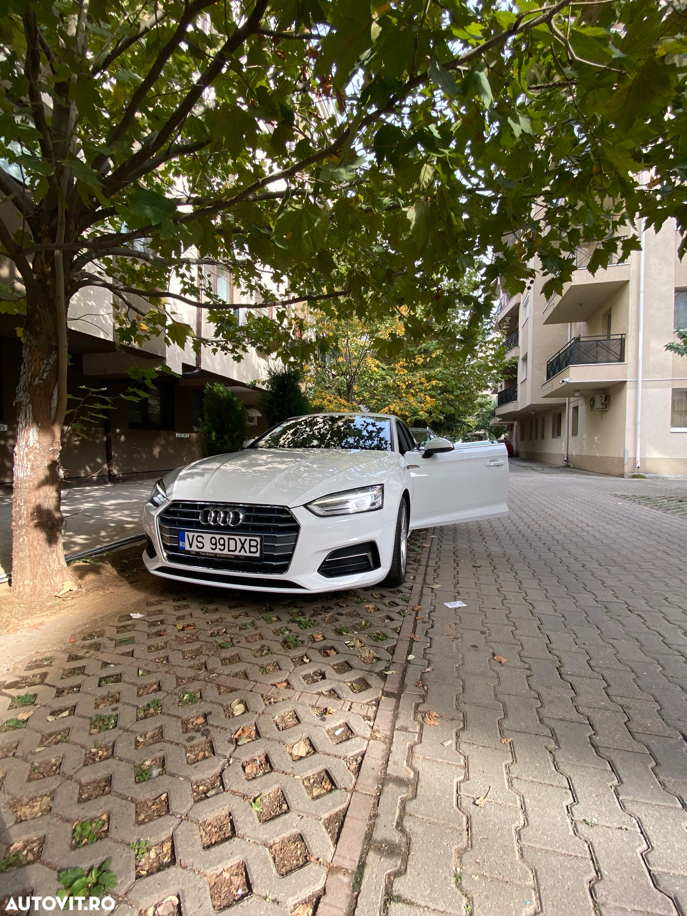 Audi A5 Coupe 2.0 40 TFSI S tronic Basic - 4