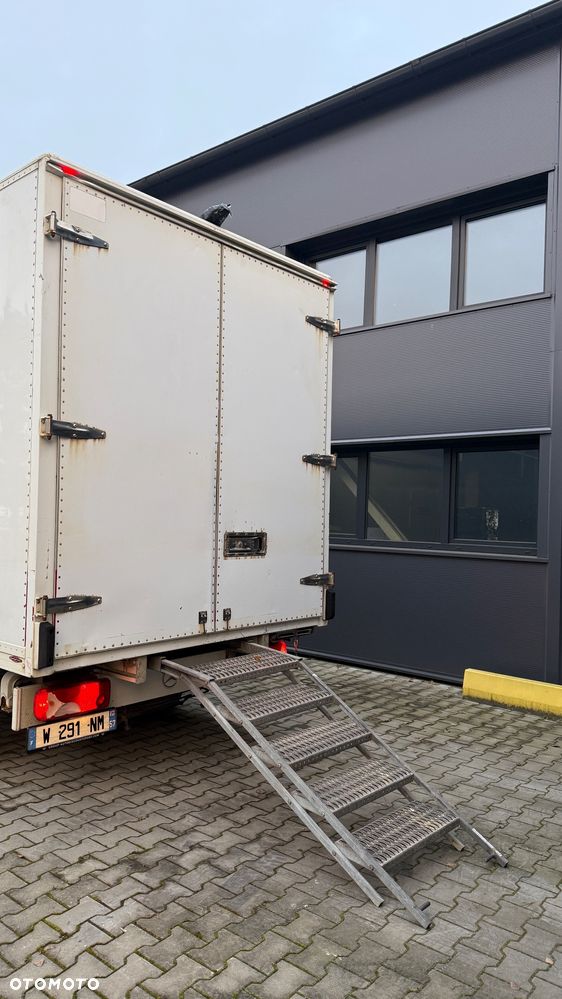 Mercedes-Benz Sprinter - 6