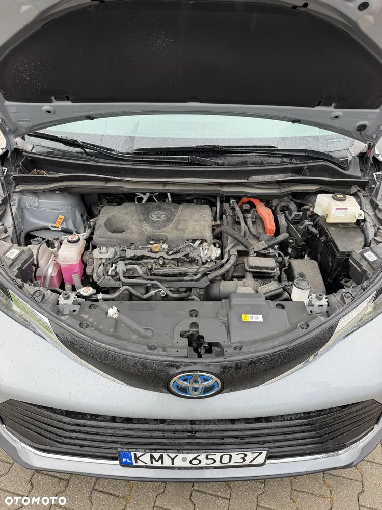 Toyota Sienna - 28