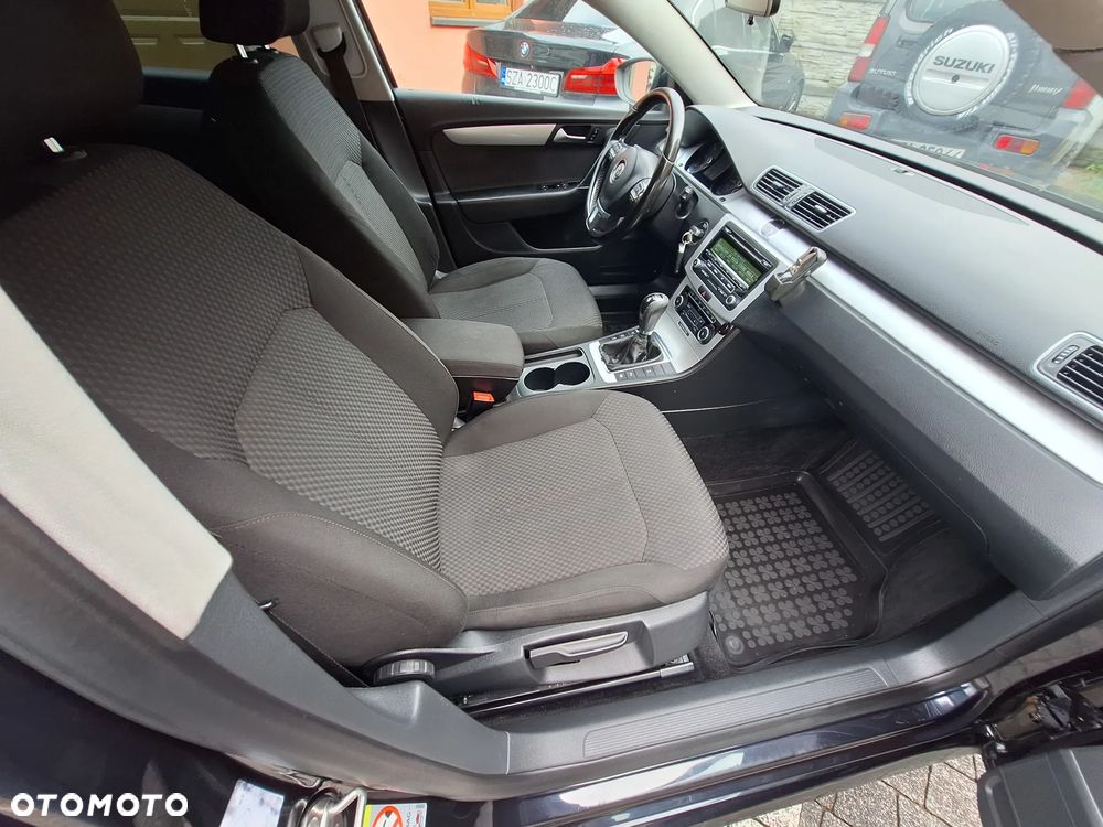 Volkswagen Passat - 5