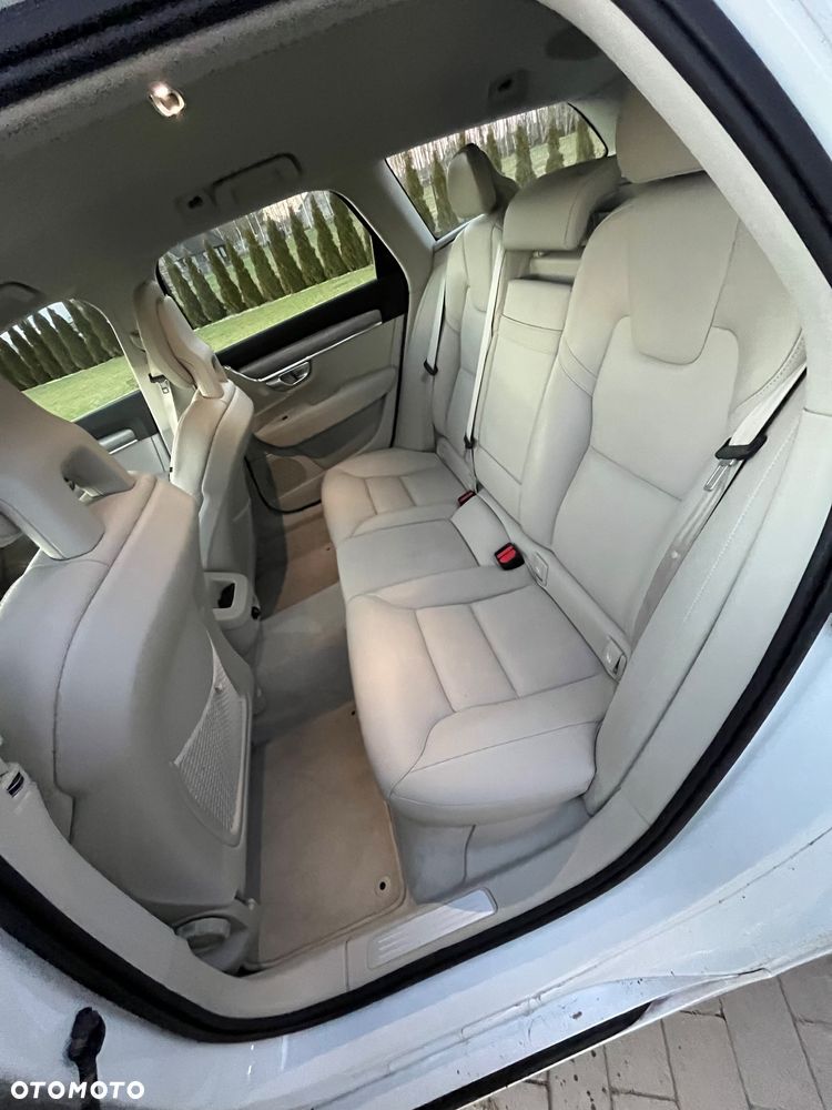Volvo V90 D3 Geartronic Momentum Pro - 13