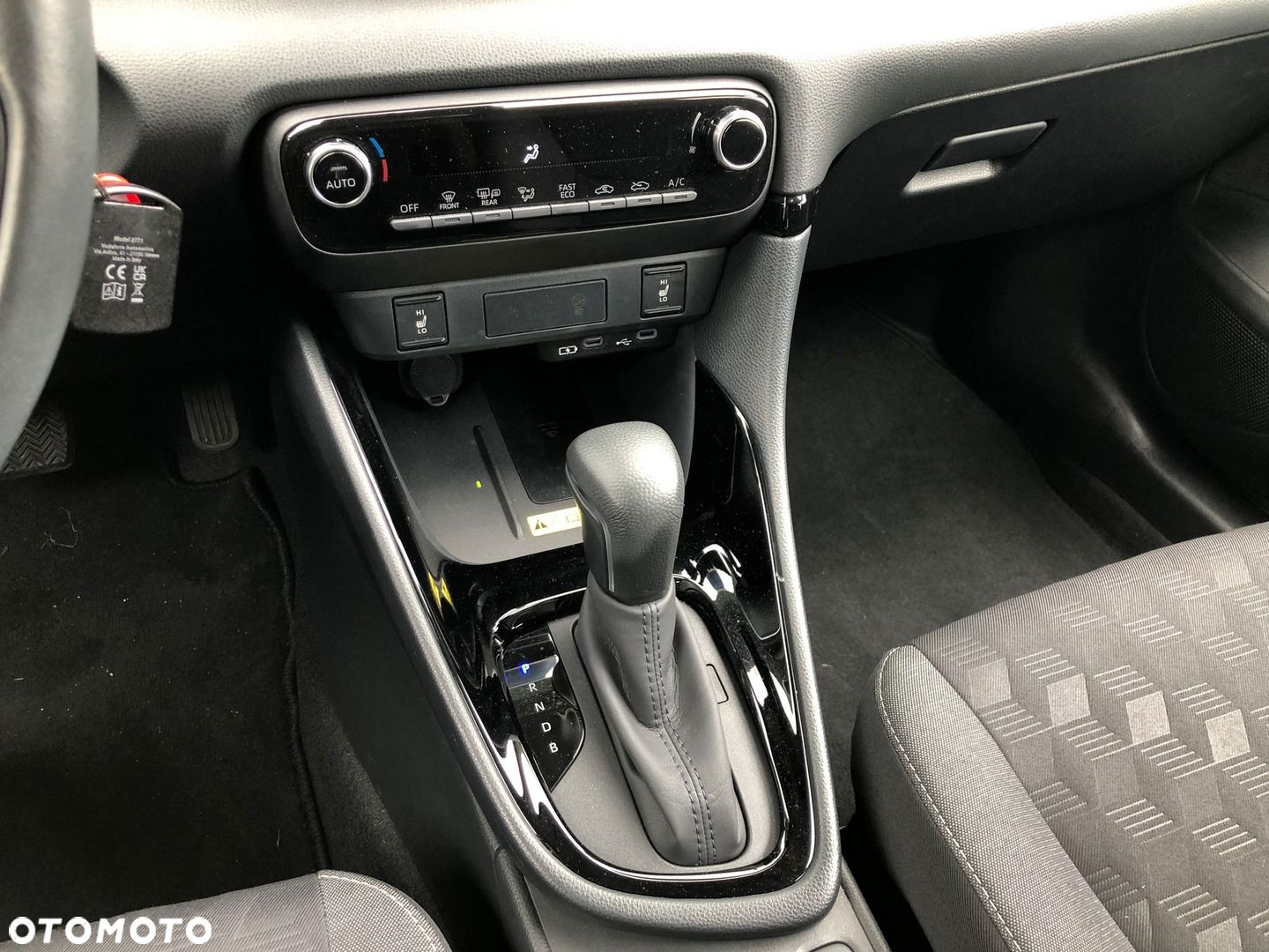 Toyota Yaris - 23