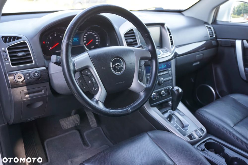 Chevrolet Captiva 2.2 4WD Automatik LTZ - 9