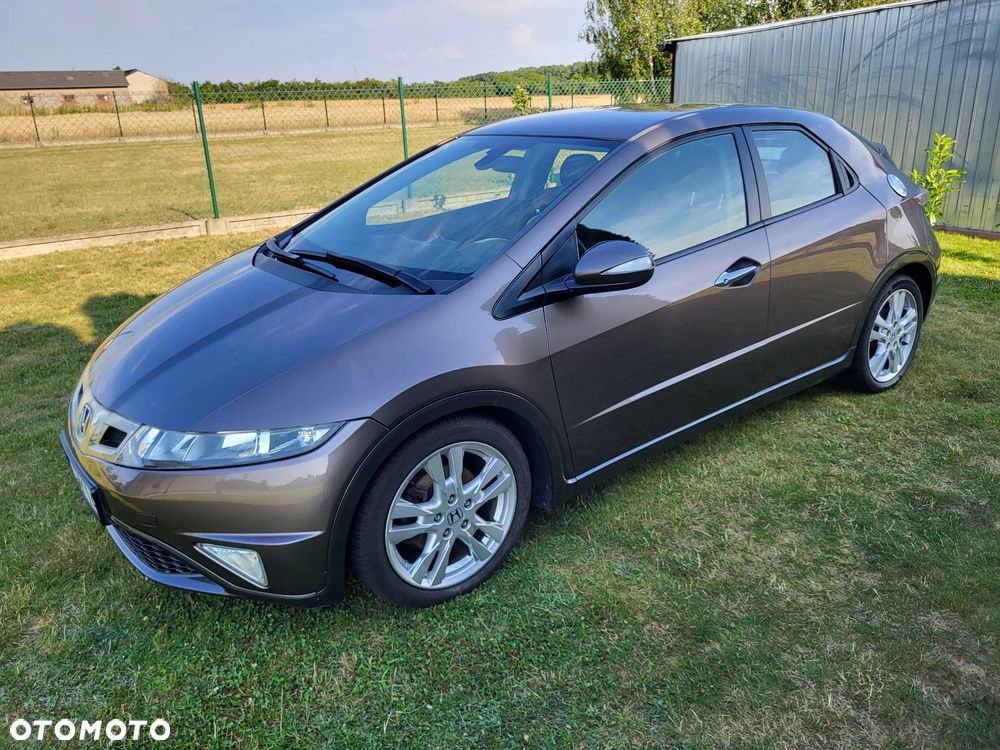 Honda Civic 1.8 Comfort - 3