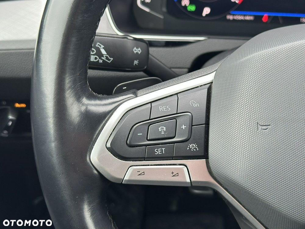 Volkswagen Passat Variant - 21