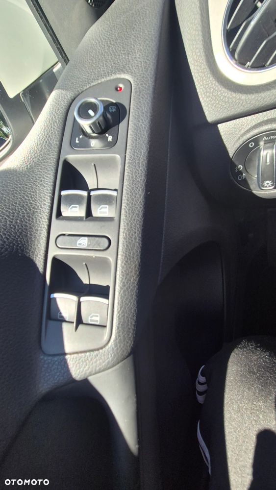 Volkswagen Tiguan 1.4 TSI Sport&Style - 23