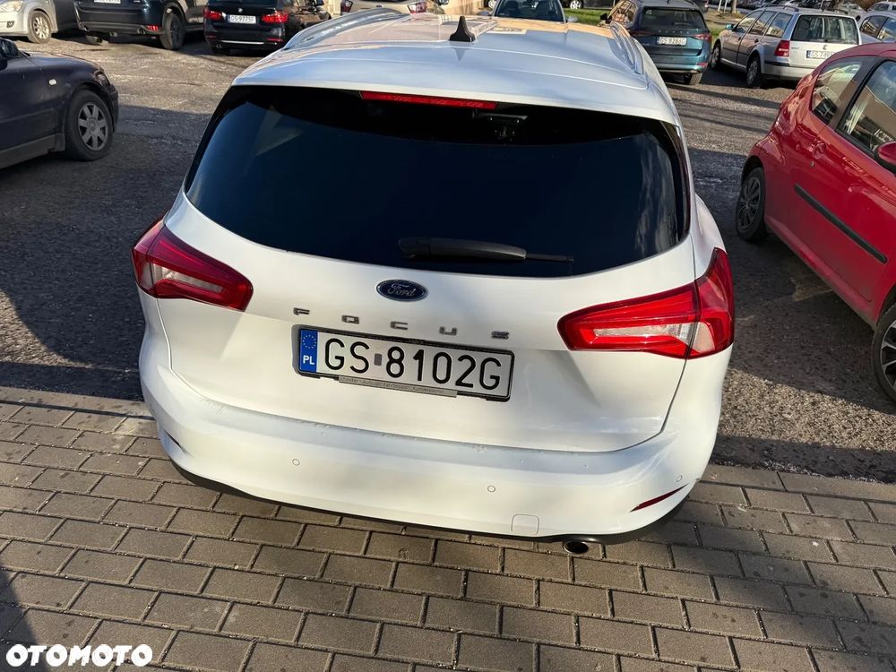 Ford Focus SW 1.5 EcoBlue S&S COOL&CONNECT DESIGN - 2