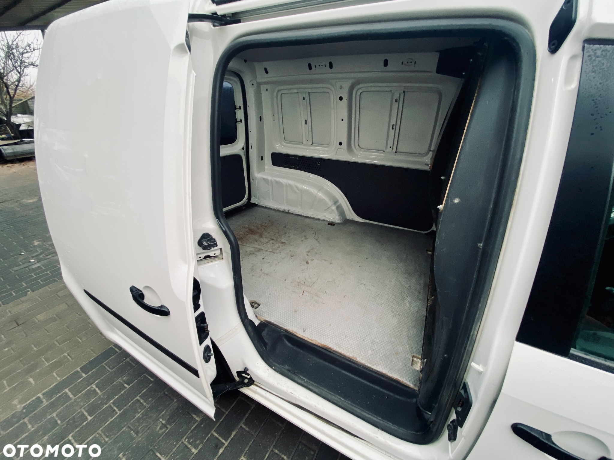Volkswagen Caddy - 7