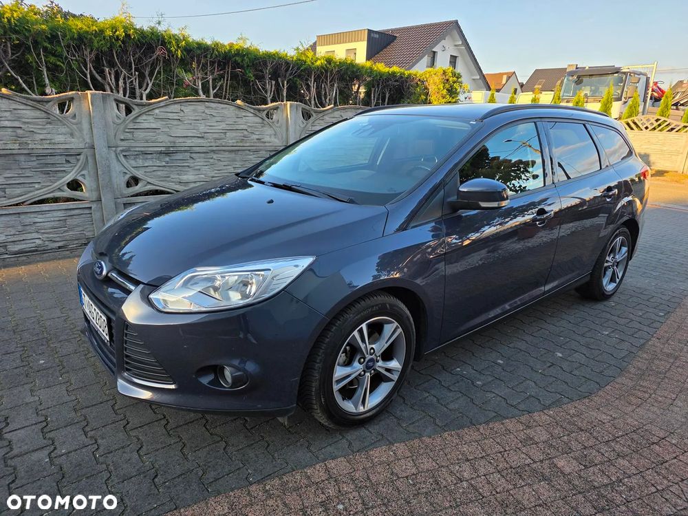 Ford Focus 1.0 EcoBoost Ambiente - 9