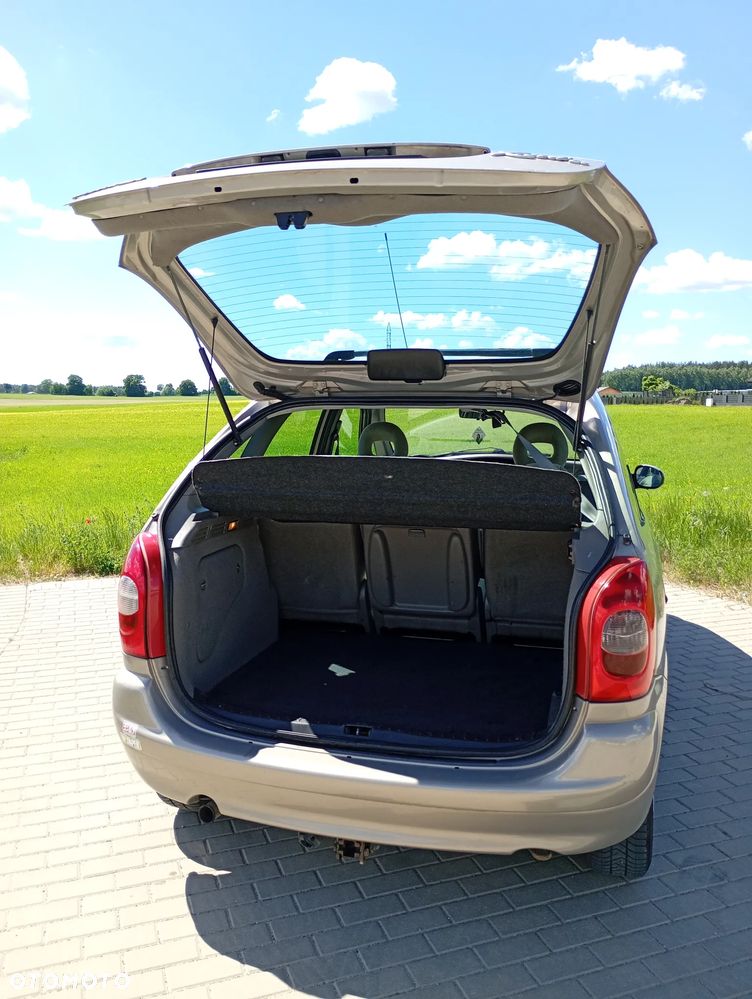 Citroën Xsara Picasso 1.8i Exclusive - 8