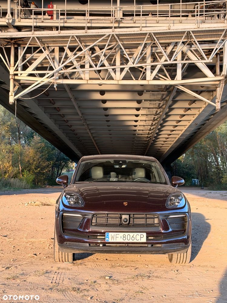Porsche Macan 2024 photo 2