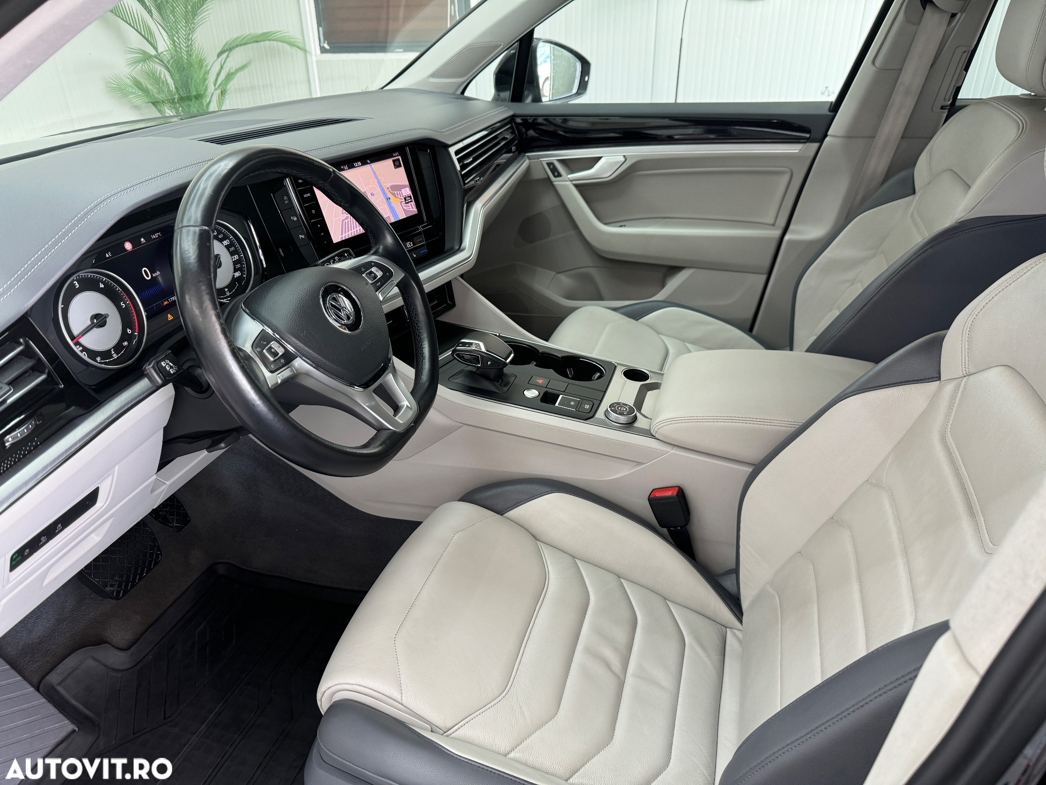 Volkswagen Touareg V6 TDI Elegance - 10