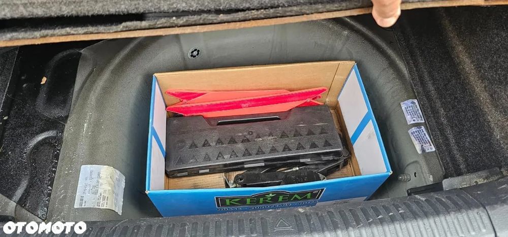 Volkswagen Polo 1.4 TDI (Blue Motion Technology) Comfortline - 17