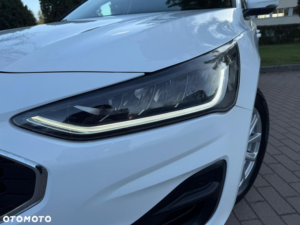 Ford Focus 1.0 EcoBoost STart-Stopp-System TITANIUM - 19