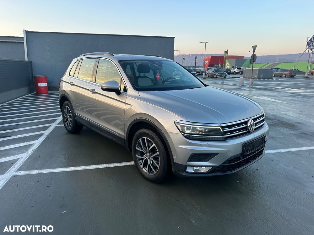 Volkswagen Tiguan - 2