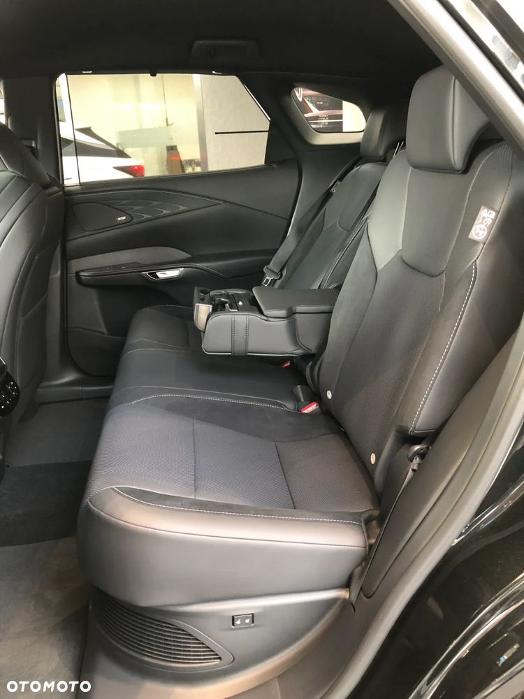 Lexus RX 500h F Sport - 11