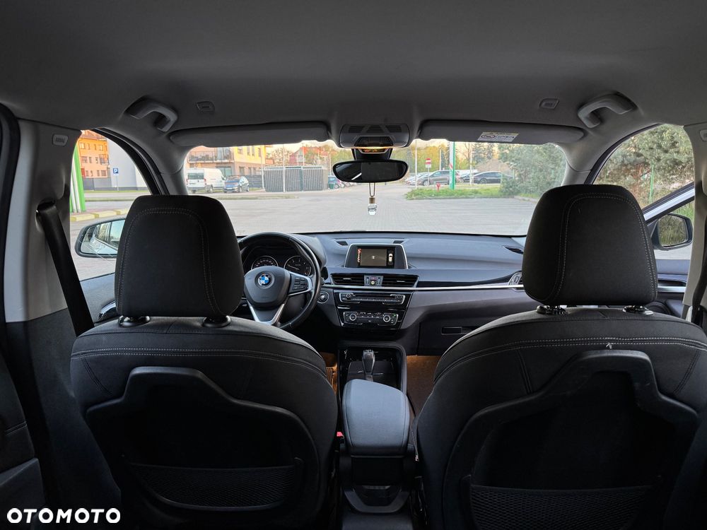 BMW X1 sDrive18d xLine sport - 16