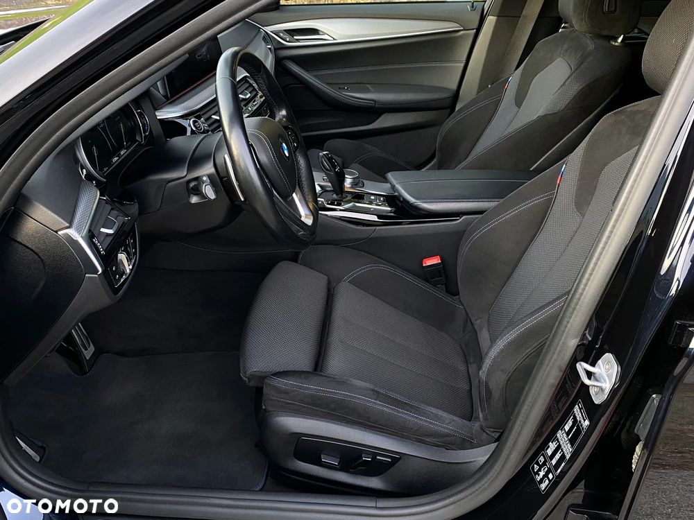 BMW Seria 5 530i xDrive M Sport sport - 18