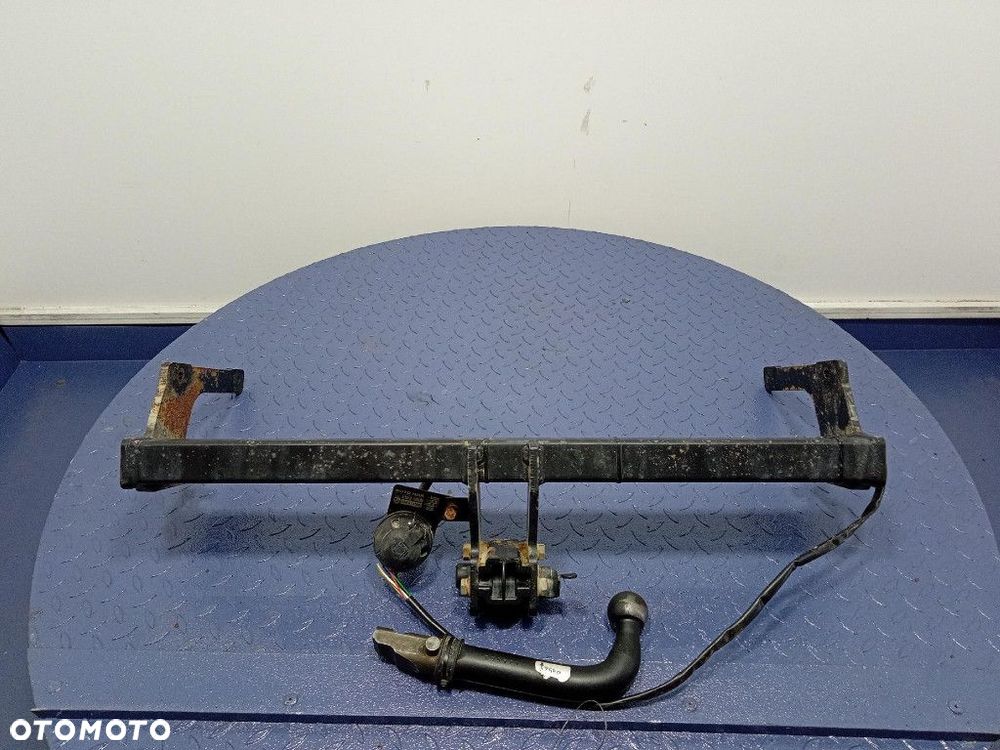 DACIA DUSTER I LIFT 13- HAK HOLOWNICZY DO PRZYCZEPY - 1