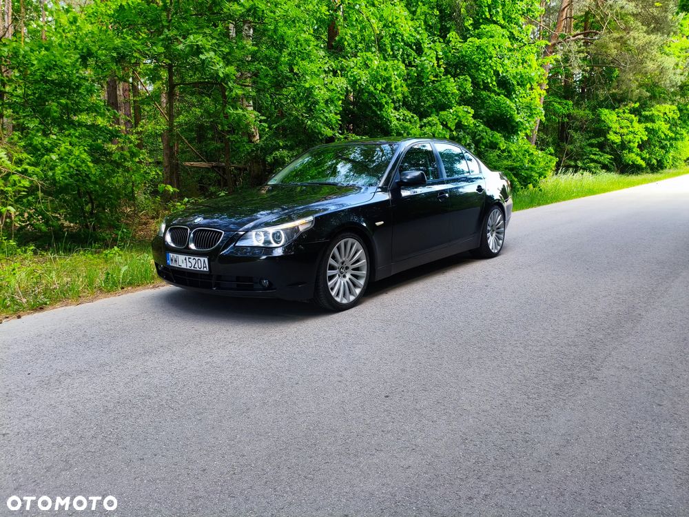 BMW Seria 5 545i - 2